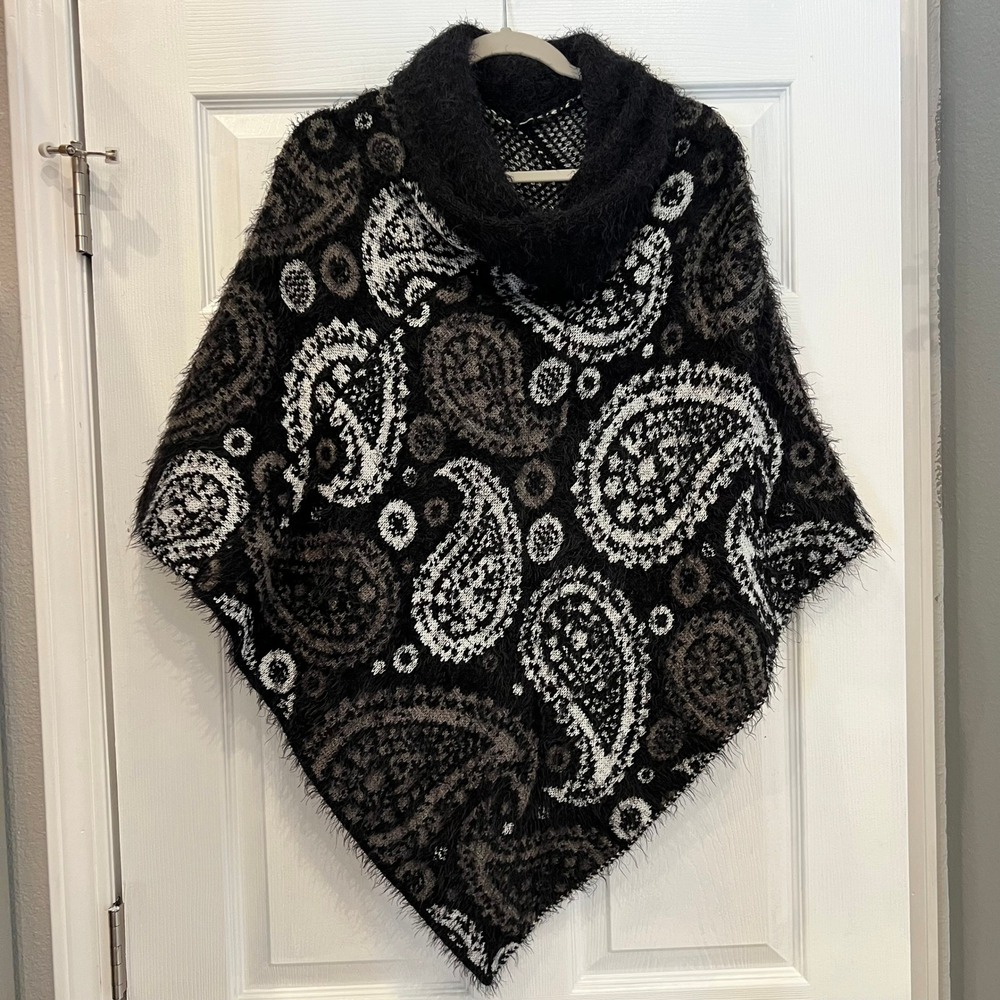 Unbranded Poncho Eyelash Knit Paisley Cowl Neck Black Gray White Boho Whimsigoth